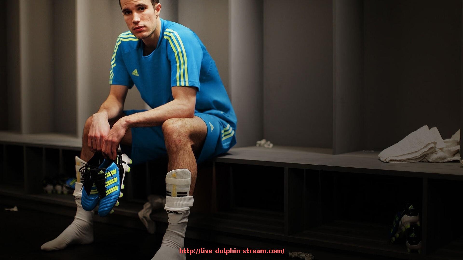 海豚直播-数据还原世俱杯球队传球成功率，技术流与传统战术谁更有效？