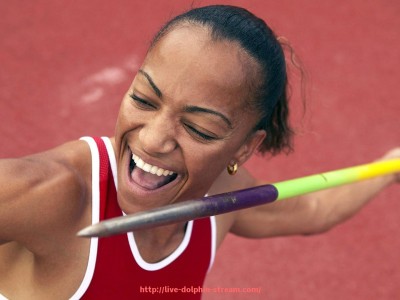 海豚直播-英超球员工资变化趋势及市场影响因素